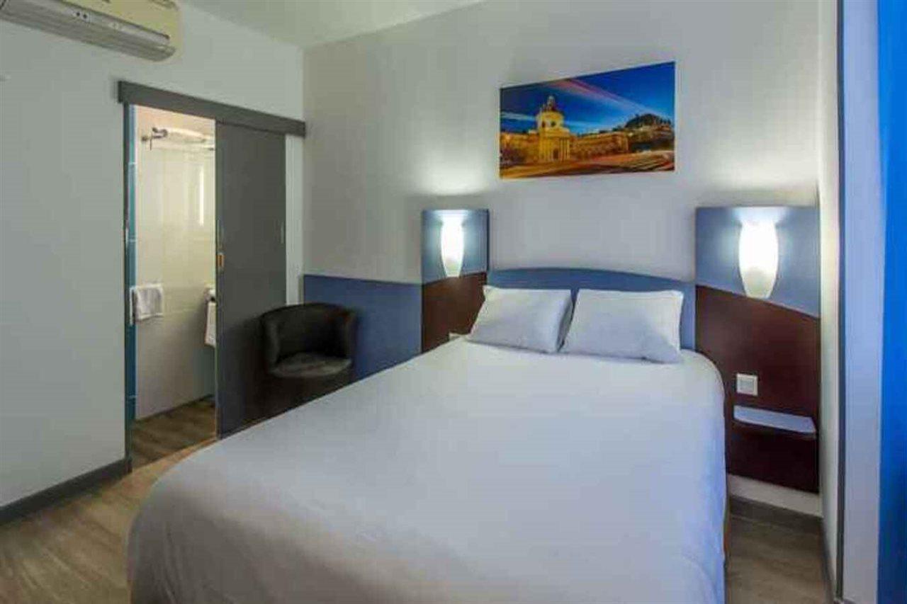 The Originals Access, Hotel Bourges Gare Bagian luar foto