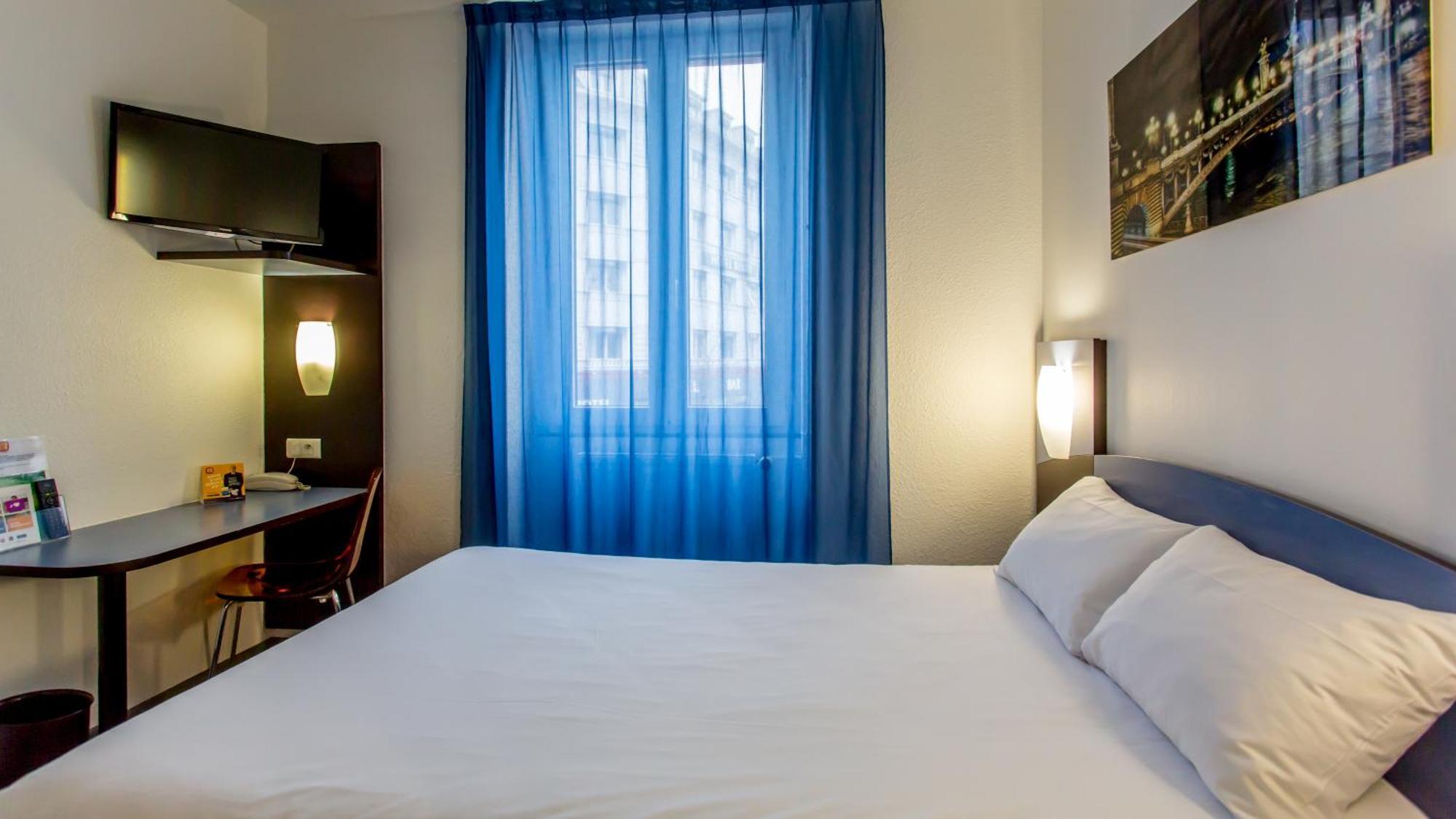 The Originals Access, Hotel Bourges Gare Bagian luar foto